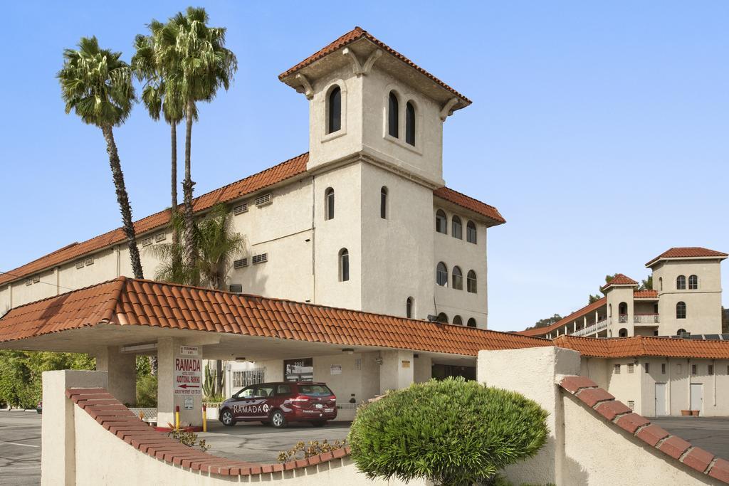 Ramada By Wyndham Burbank Airport Ξενοδοχείο Εξωτερικό φωτογραφία