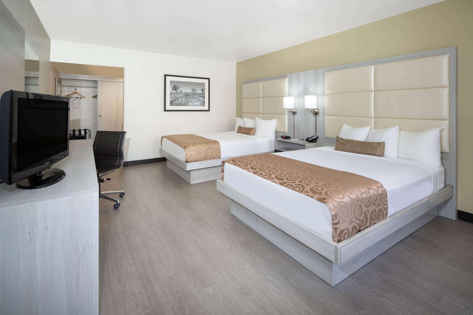 Ramada By Wyndham Burbank Airport Ξενοδοχείο Εξωτερικό φωτογραφία