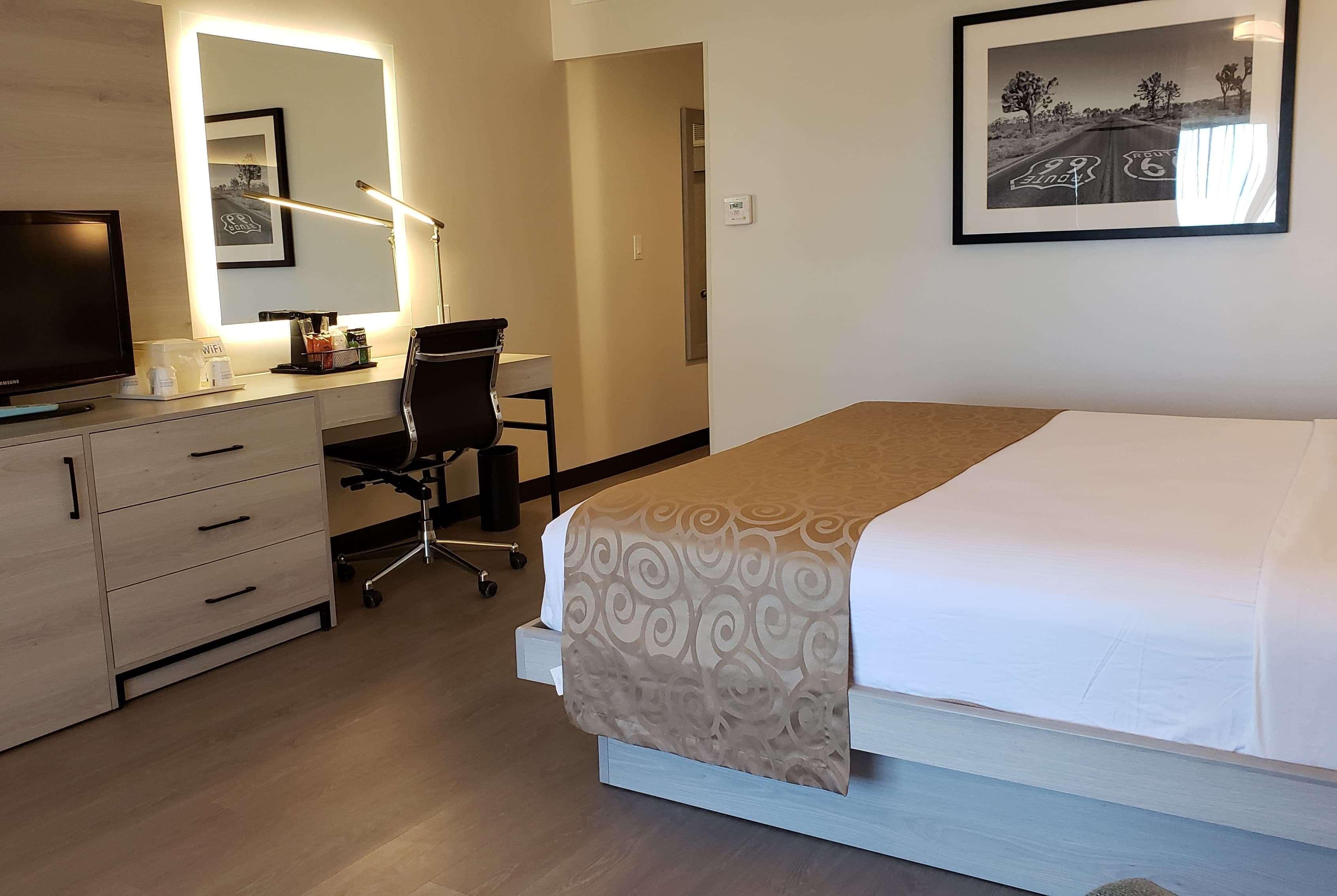 Ramada By Wyndham Burbank Airport Ξενοδοχείο Εξωτερικό φωτογραφία
