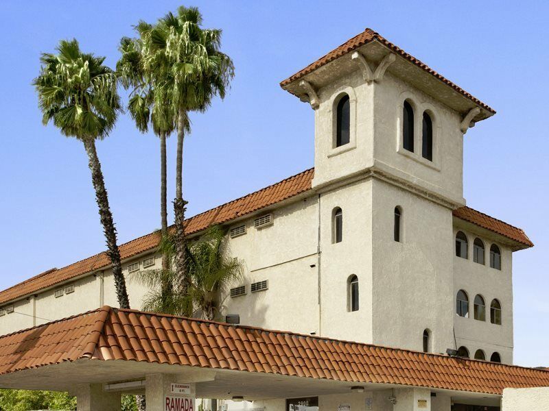 Ramada By Wyndham Burbank Airport Ξενοδοχείο Εξωτερικό φωτογραφία